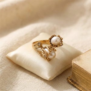 Gold Pearl Ring, Vintage Inspired Pearl Statement Ring, Adjustable Open Ring, Baroque Pearl Jewelry Gift for Her, Bridal Ring