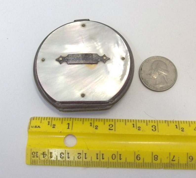 Antique Mother of Pearl Coin Purse Round Compact French Souvenir Memory Victorian Collectible Coin Purse Red Interior Memento DD 1465