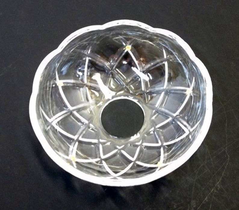 High Quality Lead Crystal Chandelier Bobeche 4 Glass Prism Holder Candle Cup Wax Drip Catcher Lighting Supply