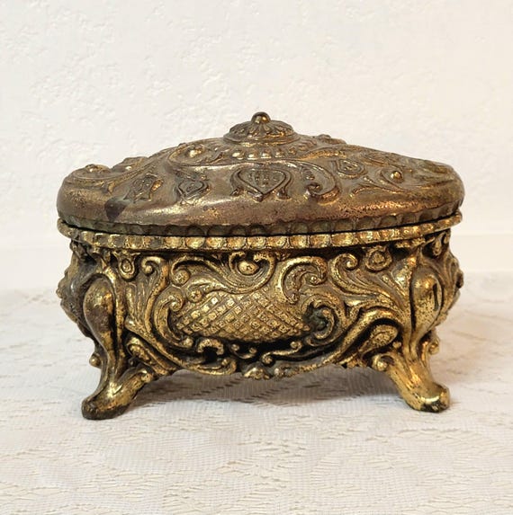 Antique footed jewelry box - Gem