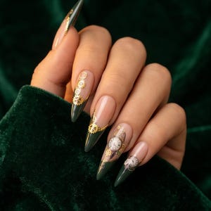 Emerald Timekeeper Press On Nails | Steampunk Nails | Green Gold Nails | Clockwork Nail Design | Handmade Reusable Nail Set