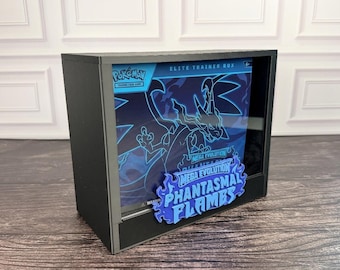 Estuche de exhibición Phantasmal Flames ETB / Protector de caja de entrenador de élite de Pokémon / PLA impreso en 3D / Tapa magnética / Acrílico / Regalo de coleccionista