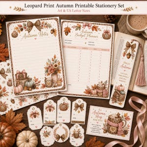 Puede incluir: Un set de papelería imprimible con lazos de estampado de leopardo, hojas de otoño, calabazas y tazas. Incluye papel rayado con el título Autumn Notes, un planificador de presupuesto, etiquetas, un marcapáginas con borla y una tarjeta con el texto An Autumn Hug For You.