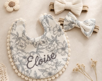 Personalized Muslin Bib and Headband Set, Baby Name Announcement Outfit