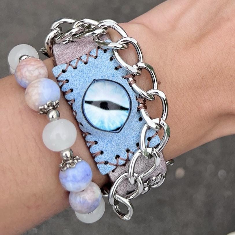 Dragon eye bracelet - Etsy 日本