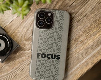 Focus Repeat Text Phone Case | Magnetic Impact-Resistant Case
