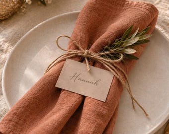 Wedding Linen Napkins Set in Various Colors, Personalized Custom Embroidery, Elegant Cloth Napkins, Wedding Table Decor,Outdoor Entertaining