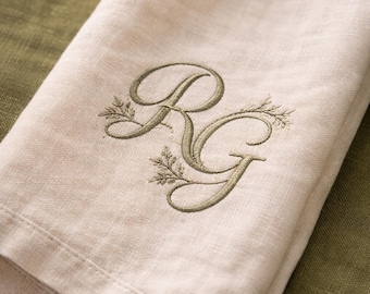 Personalized Linen Napkin, Custom Embroidered Monogram Napkin, Custom Linen Napkins, Soft Washed Linen, Wedding Table Decor,Cocktail Napkins