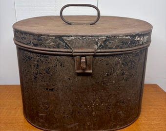 Antique 19 Century Oval Tin Hat Box w/Hinged Lid- Farmhouse Metal Storage
