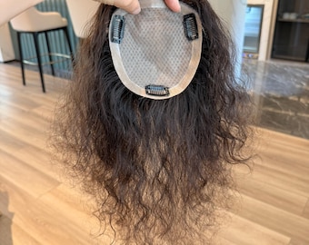 Aplique de cabelo humano cacheado 4,7x5,1'' com base de seda e presilha, castanho natural, 6-16 polegadas.