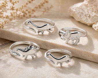 Verstellbarer Dinosaurierring aus Silber, niedlicher Dino-Ring, Stegosaurus-, T-Rex- und Triceratops-Ring, Geschenk für Dinosaurier-Fans, Kawaii-Schmuck