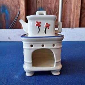 Vintage Oil Warmer/Pot Pourri - New Old Stock