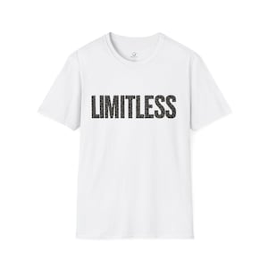 Camiseta con estampado de leopardo sin límites | No hay nada que no puedas hacer (Texto de la espalda)