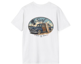 Furgoneta Surf Life, camiseta / Furgoneta de surf retro con tablas de surf, escena de playa