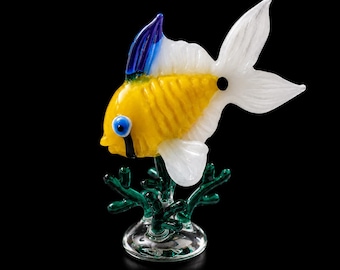 Handmade Borosilicate Glass Tropical Fish Figurine, Miniature Aquarium Decor, Ocean Sea Life Art