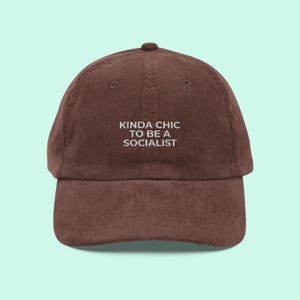 Socialistisk broderad manchesterhatt, hatt med politiskt uttalande, present till aktivist, demokratisupporter, anti-Trump-hatt, demokratisk socialist