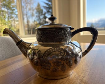 Antique | James W Tufts Boston | Tea Pot | Quadrupled Silver Plated