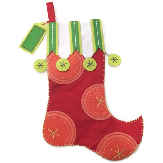 Bas de Feutre Rouge à Pois Roses