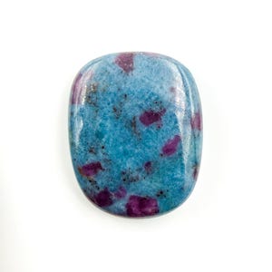 Naturlig Rubin Kyanit Cabochon Kudde Lös Ädelsten Smyckestillverkning (30X24X6 mm, 55 Cts) SG-0248