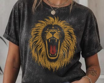 Camiseta con estampado de león rugiente, camiseta vintage con efecto desgastado de animales, león bostezando, camiseta con melena de león, camiseta con efecto lavado mineral, camiseta con efecto lavado a la piedra, camiseta de animales.