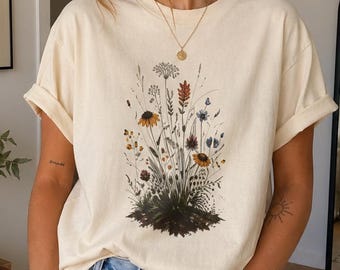 Camiseta con estampado de pradera de flores silvestres, ilustración botánica floral, camiseta floral, colores cómodos, cultivo de flores, camiseta de jardinería.