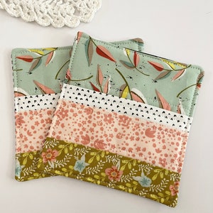Posavasos acolchados de retazos (juego de 2) Posavasos de tela floral