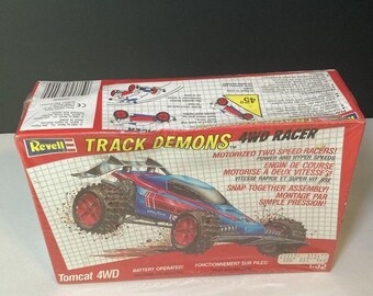 Vintage 1989 Revell Track Demons 4WD Racer 1:32 #1 Tomcat #7400 New Sealed