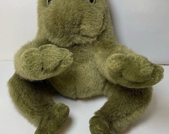 Vintage GUND 1985 Green Croaking Frog Plush Stuffed Animal Collectible