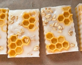 Sapone al miele, latte e avena