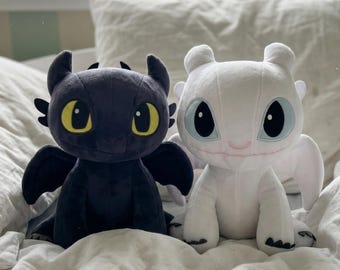 Toothless & Light Fury Plush Set, HTTYD Dragon Couple Stuffed Animals, Romantic Night Fury Gift, Kawaii Gamer Decor