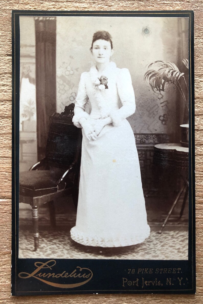 Vintage Wedding Dresses 1800s
