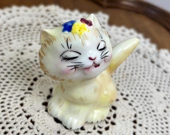 PY Anthropomorphic Yellow Kitten in Hat Salt or Pepper Shaker made in Japan
