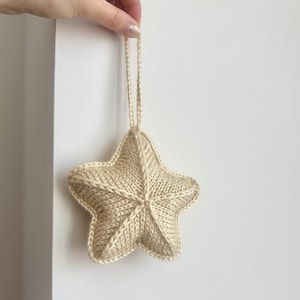 Portachiavi/Decorazione a forma di stella in peluche lavorata a mano