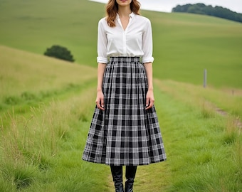 Falda larga cruzada de tartán escocés: estilo Highland, más de 50 clanes disponibles.
