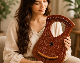 Lira de madera de palisandro con forma de corazón y flores, 10 cuerdas metálicas, con llave de afinación y funda.
