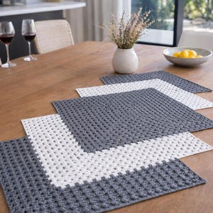 Chevron Layered Crochet Table Runner Pattern PDF, 3D Zigzag Placemat Set, Modern Geometric Table Decor, Easy DIY Crochet Pattern