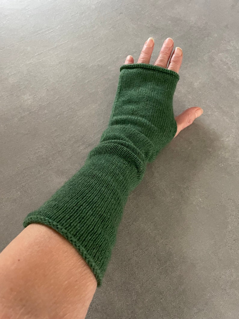 Lawn Green 100% Cashmere Arm Warmers image 1