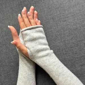 100% Scottish UK Spun Cashmere Arm Warmers