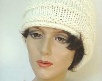 Gebreide hoed hand gebreide slouch hoed voor vrouwen of mannen witte herfst mode winter mode --- klaar om te verzenden