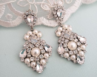 Rhinestone Screw Back Vintage Dangle Earrings wedding earrings bride bridesmaid Wedding Mothers Day Quince\u00f1era Anniversary #etsyvintagelover