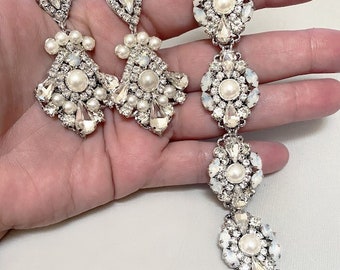 Vintage Bridal Earrings, Swarovski Wedding earrings, Large Earrings, Chandelier Earrings ,White opal , Wedding earrings bracelet necklace