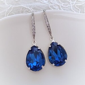 Sapphire Blue Crystal Earrings. Something Blue Bridal Gift,Sapphire Drop Earrings,Swarovski Sapphire Earrings,Classic Blue Drop Earrings