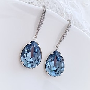 Sky Blue Crystal Earrings. Something Blue Bridal Gift,Sapphire Drop Earrings,Swarovski Light Sapphire Earrings,Classic Blue Drop Earrings