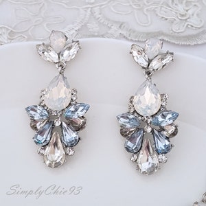 Saphir Hellblaue Statement Ohrringe-Große Kristall Ohrringe,Dusty Blue White Opal Chandelier Ohrringe, Vintage Opal Ohrringe, Viktorianisch