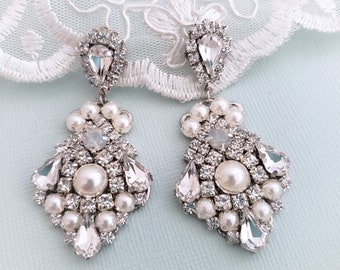 Vintage Bridal Earrings, Swarovski Wedding earrings, Large Earrings, Chandelier Earrings ,White opal , Wedding earrings ,Bridal jewelry, Set