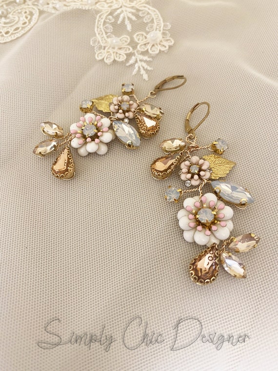 Dainty Daisy Wedding Designer Jewelry Set Blush Crystal Earrings