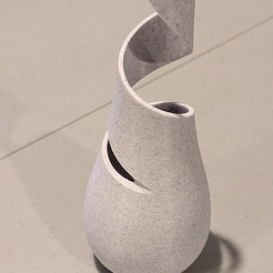 Moderne Geometrische Vase für Wohnkultur | 3D gedruckte Blumenknospe Vase | Einzigartiges minimalistisches Herzstück, kleiner Trockenblumentopf, ästhetisches Geschenk