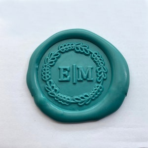 Maßgeschneidertes Wachssiegelstempel Kit-personalisiertes Hochzeits-EinladungsWach-Stempel-Initial mit Leaves Wachssiegel-Einladungsstempel