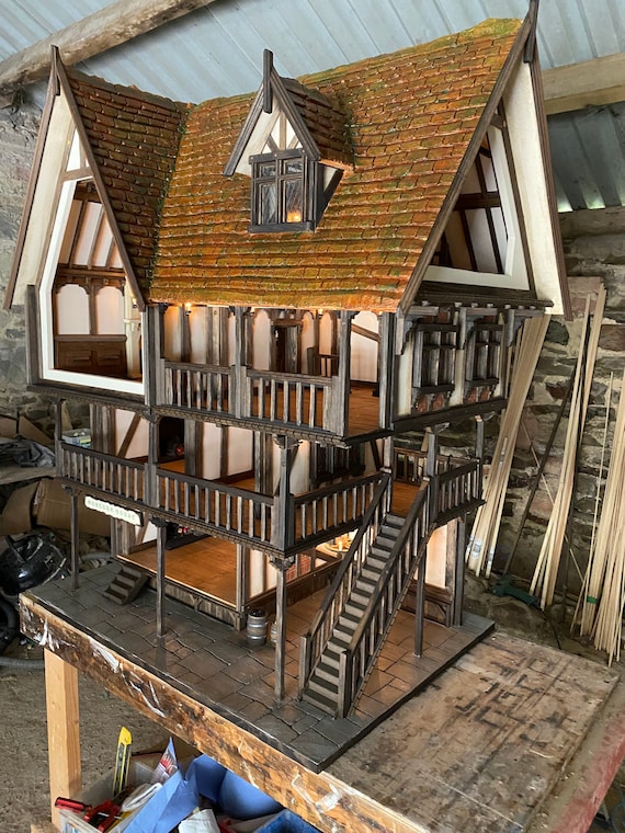 Ultimate Rochester Tudor Dollshouse 