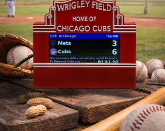 Wrigley Field Marquee - Chicago - Live Scoreboard Display — Real-Time MLB Stats, Standings & Weather